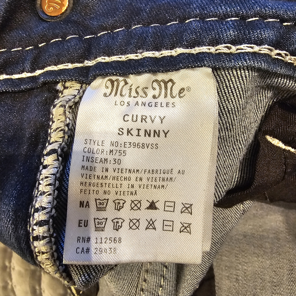 Miss Me Blue Jeans with Silver Fleur-de-Lis - Picture 5 of 5